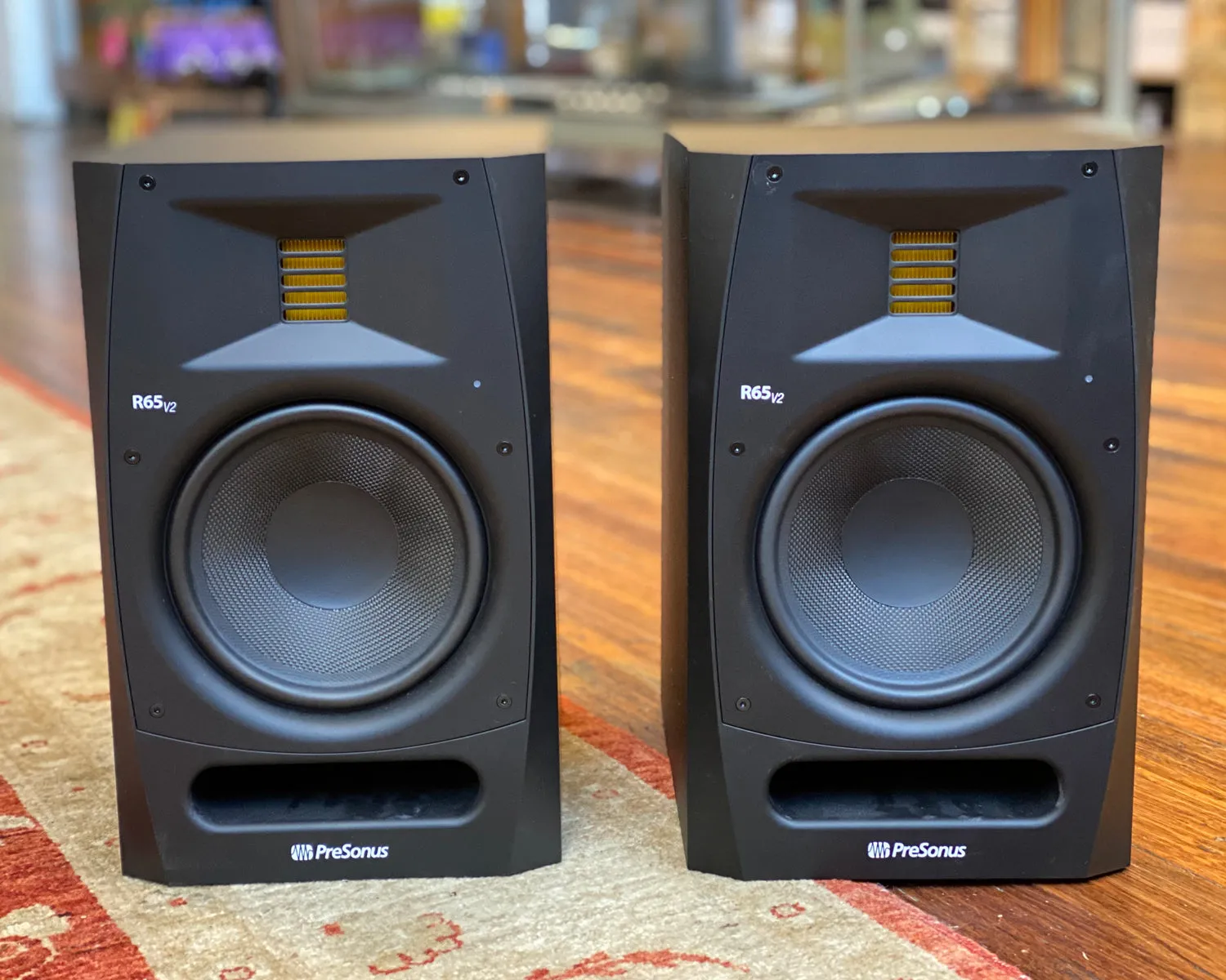 Presonus R65 V2